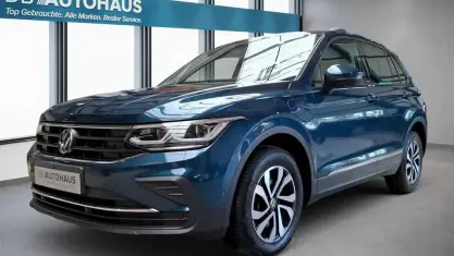 Gebraucht VW Tiguan Active 245 PS (180 kW) 2023 Blau SUV