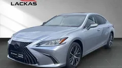 Silber Neu 2024 Lexus ES300H Business Edition Limousine | 45.490 € (Fairer Preis)