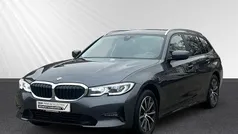 Grau Gebraucht 2021 BMW 330e Advantage Kombi | 27.498 € (Fairer Preis)