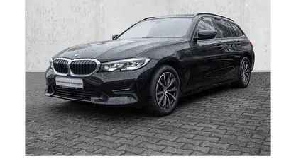 Gebraucht BMW 320 Sport Line 190 PS (139 kW) 2022 Kombi