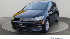 Schwarz Gebraucht 2020 VW Touran Highline Van / Kleinbus | 24.890 € (Fairer Preis)