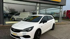 Schneeweiss/summitwhite/arctic Gebraucht 2022 Opel Astra Design & Tech Kombi | 17.200 € (Superpreis)