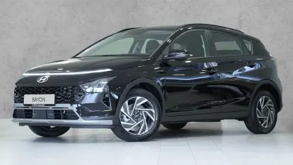 Neu Hyundai Bayon Trend 101 PS (74 kW) 2025 Phantom black SUV