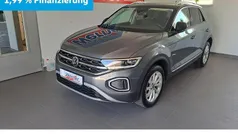 Grau Gebraucht 2024 VW T-Roc Style SUV | 29.880 € (Fairer Preis)