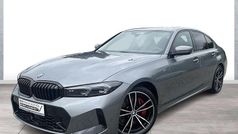 Grau Gebraucht 2024 BMW 330 Shadowline Limousine | 47.890 € (Fairer Preis)