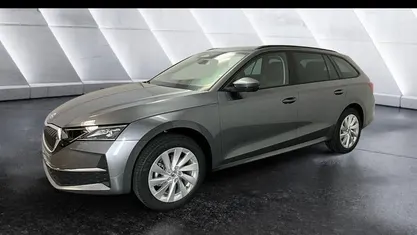 Neu Skoda Octavia Selection 150 PS (110 kW) 2025 Grau Kombi