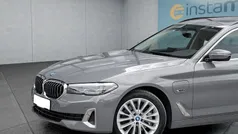 Grau Gebraucht 2022 BMW 530 Kombi | 34.599 € (Fairer Preis)