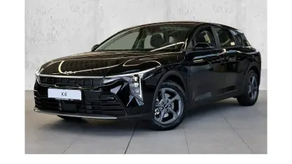 Neu Kia K4 150 PS (110 kW) 2026 Schwarz Limousine