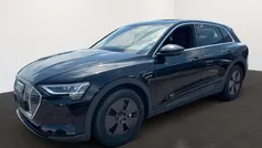 Schwarz Gebraucht 2021 Audi e-tron Basis SUV | 27.990 € (Fairer Preis)