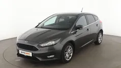Grau Gebraucht 2018 Ford Focus Cool & Connect Limousine | 10.920 € (Fairer Preis)