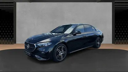Gebraucht Mercedes E200 AMG 204 PS (150 kW) 2024 Limousine