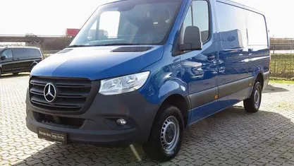 Gebraucht Mercedes Sprinter 150 PS (110 kW) 2021 Blau Van