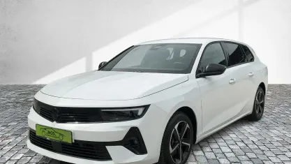 Gebraucht Opel Astra S 131 PS (96 kW) 2024 Lack weiss banquise/typ aussenverkleidung spiegel flach standard Kleinwagen