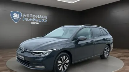 Gebraucht VW Golf VIII Active 150 PS (110 kW) 2023 Uranograu Kombi