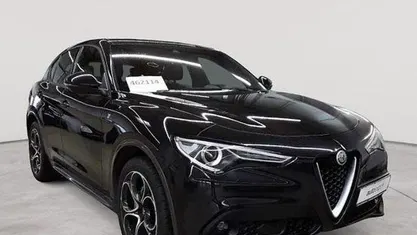 Nero vulcano metallic Gebraucht 2023 Alfa Romeo Stelvio Ti SUV | 22.690 € (Fairer Preis)
