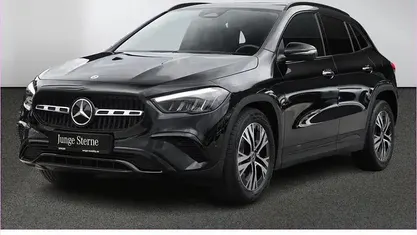 Unilack nachtschwarz Gebraucht 2024 Mercedes GLA200 Progressive SUV | 35.490 € (Fairer Preis)