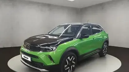 Gebraucht Opel Mokka Elegance 131 PS (96 kW) 2022 Matcha grün (metallic) SUV