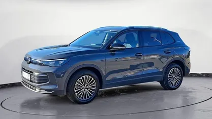 Neu VW Tiguan Life 150 PS (110 kW) 2026 Grau SUV