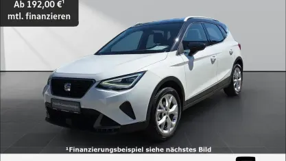 Używany Seat Arona FR 110 KM (80 kW) 2023 Biały SUV