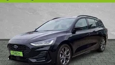 Lackierung agate black Gebraucht 2023 Ford Focus ST-Line Kombi | 25.850 € (Fairer Preis)