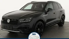 Deep black perleffekt Gebraucht 2020 VW Touareg R-line SUV | 46.995 € (Fairer Preis)