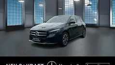Unilack nachtschwarz Gebraucht 2022 Mercedes B200 Progressive Van / Kleinbus | 29.380 € (Fairer Preis)