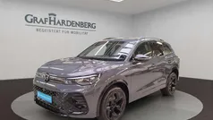 Grau Gebraucht 2024 VW Tiguan R-line SUV | 47.960 € (Superpreis)