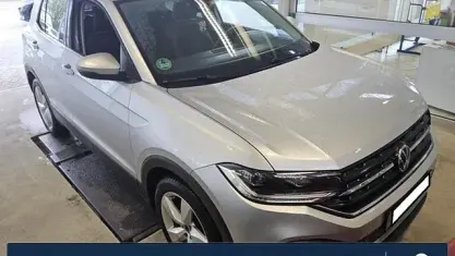 Gebraucht VW T-Cross Style 150 PS (110 kW) 2023 Reflexsilber metallic SUV