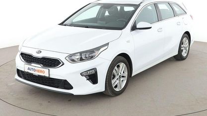 Używany Kia Ceed Vision 140 KM (102 kW) 2018 Biały Hatchback