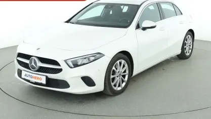 Używany Mercedes A250 Progressive 224 KM (164 kW) 2018 Biały Sedan/Limuzyna