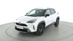 Weiß Gebraucht 2022 Toyota Yaris Cross SUV | 26.810 € (Fairer Preis)
