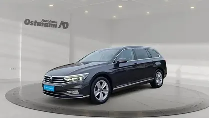 Gebraucht VW Passat Elegance 200 PS (147 kW) 2022 Kombi