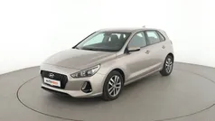 Braun Gebraucht 2019 Hyundai i30 Trend Limousine | 11.710 € (Fairer Preis)