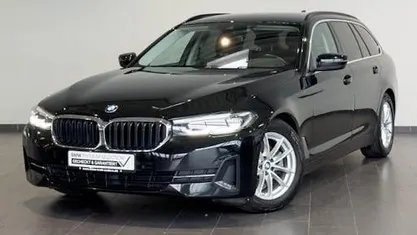 Gebraucht BMW 520 Performance 190 PS (139 kW) 2022 Schwarz Kombi