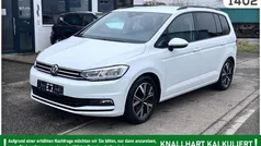 Weiß Gebraucht 2023 VW Touran Van / Kleinbus | 31.490 € (Fairer Preis)