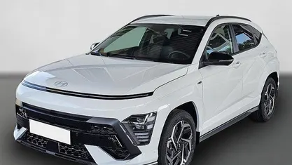 Atlas white Neu 2025 Hyundai Kona N Line SUV | 32.150 € (Fairer Preis)
