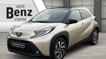 Neu Toyota Aygo X 72 PS (52 kW) 2025 Schwarz SUV