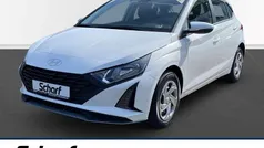 Weiss Gebraucht 2025 Hyundai i20 Select Kleinwagen | 16.690 € (Fairer Preis)