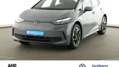 Mondsteingrau Gebraucht 2024 VW ID.3 Pro Kleinwagen | 30.890 € (Guter Preis)