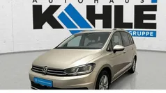 Silber Gebraucht 2024 VW Touran Comfortline Van / Kleinbus | 32.390 € (Fairer Preis)