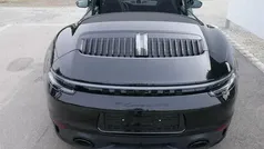 Tiefschwarzmettallic Neu 2024 Porsche 911 Carrera Cabrio | 180.990 € (Guter Preis)