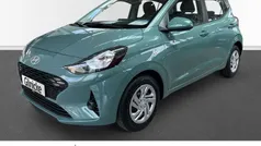 Mangrove green / mic Gebraucht 2025 Hyundai i10 Select Kleinwagen | 17.490 € (Fairer Preis)