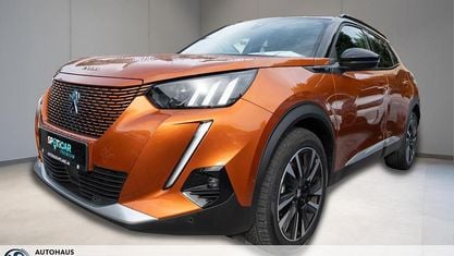 Second-hand Peugeot e-2008 GT 100 kW (136 CP) 2021 Portocaliu SUV