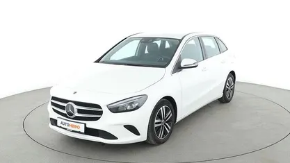 Weiß Gebraucht 2022 Mercedes B200 Progressive Van / Kleinbus | 25.240 € (Guter Preis)