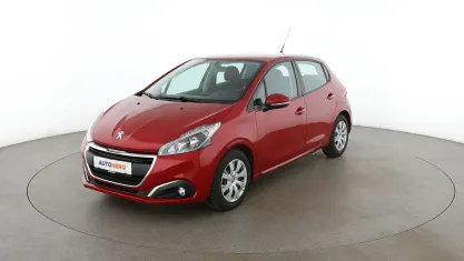 Gebraucht Peugeot 208 Active 82 PS (60 kW) 2018 Rot Kleinwagen