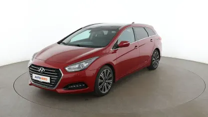 Gebraucht Hyundai i40 Premium 166 PS (122 kW) 2015 Rot Kombi