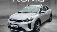 Silber Gebraucht 2023 Kia Stonic Vision SUV | 19.490 € (Fairer Preis)