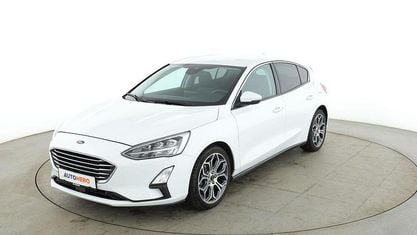 Używany Ford Focus Titanium 150 KM (110 kW) 2019 Biały Sedan/Limuzyna