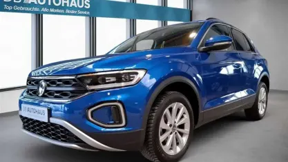 Gebraucht VW T-Roc Life 116 PS (85 kW) 2025 Blau SUV