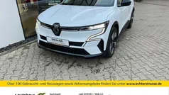 Weiß Gebraucht 2022 Renault Mégane Equilibre Kleinwagen | 24.950 € (Superpreis)